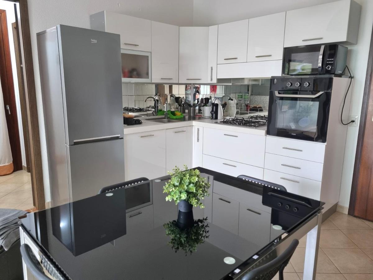 Apartment Valevalehome - Gallery With Fully Equipped Kitchen, Reserved Parking, Big Garden *