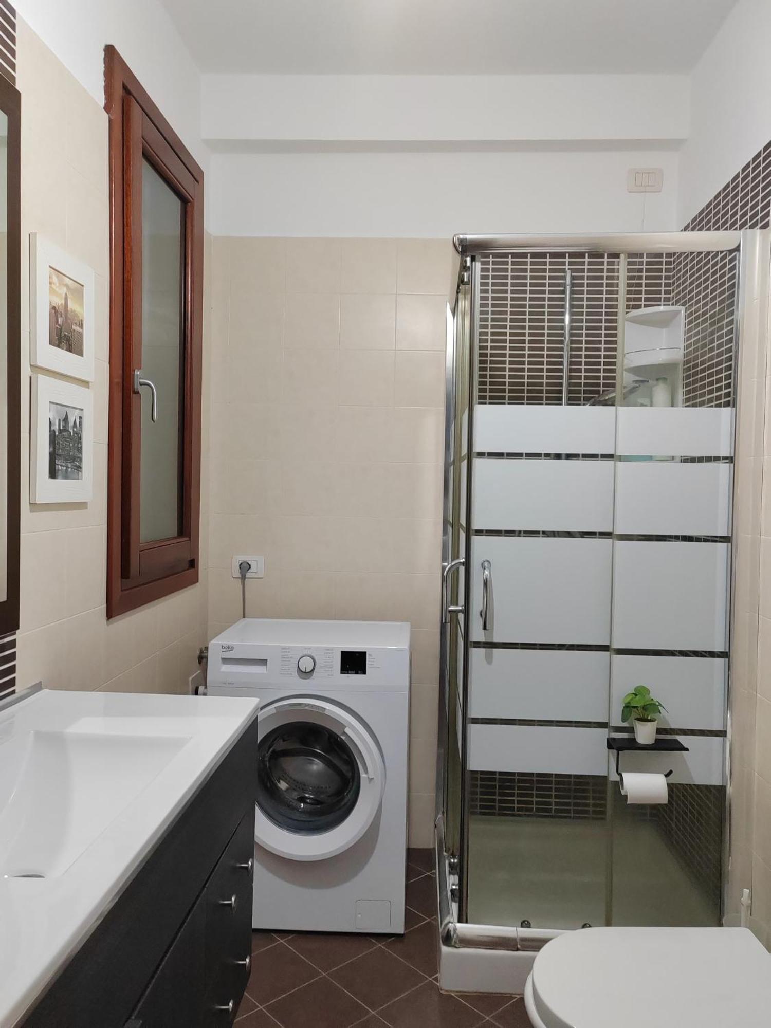 Apartment Valevalehome - Gallery With Fully Equipped Kitchen, Reserved Parking, Big Garden