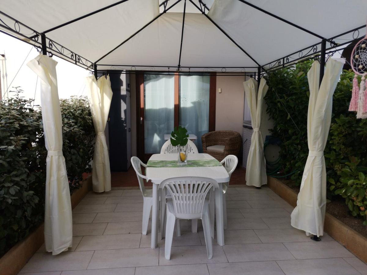 Valevalehome - Gallery With Fully Equipped Kitchen, Reserved Parking, Big Garden Appartamento *